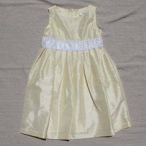 PERFECTLY DRESSED - Formal Buttercup Yellow Dress